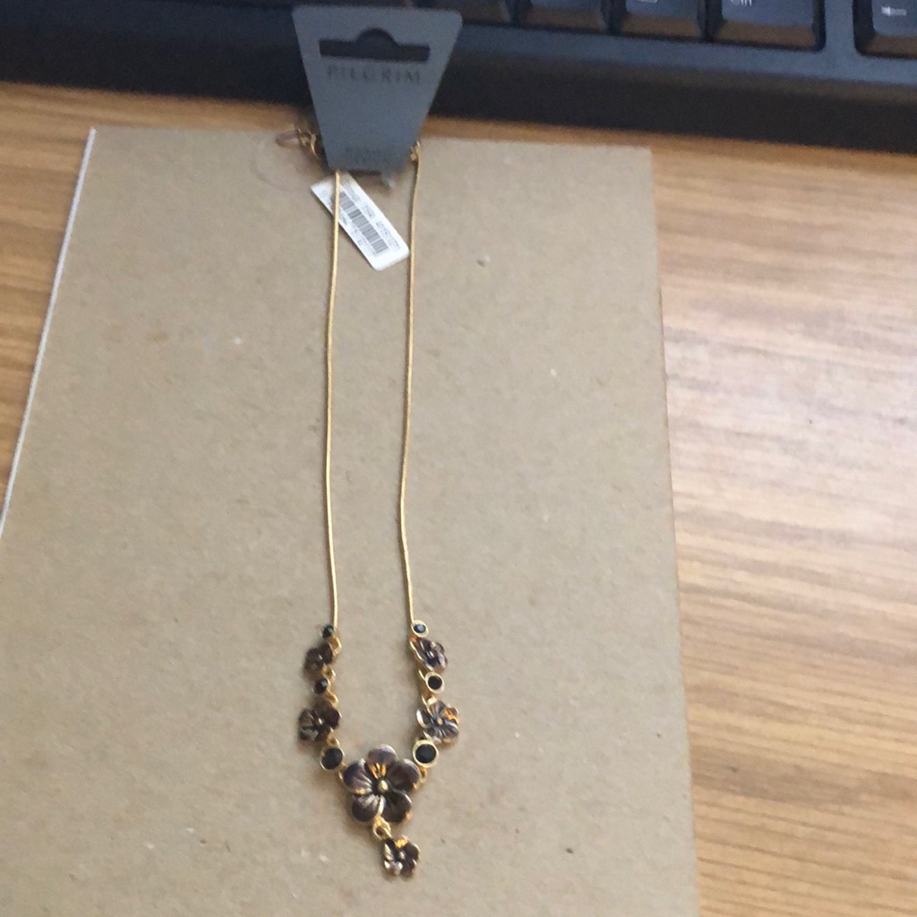 Necklace 11$